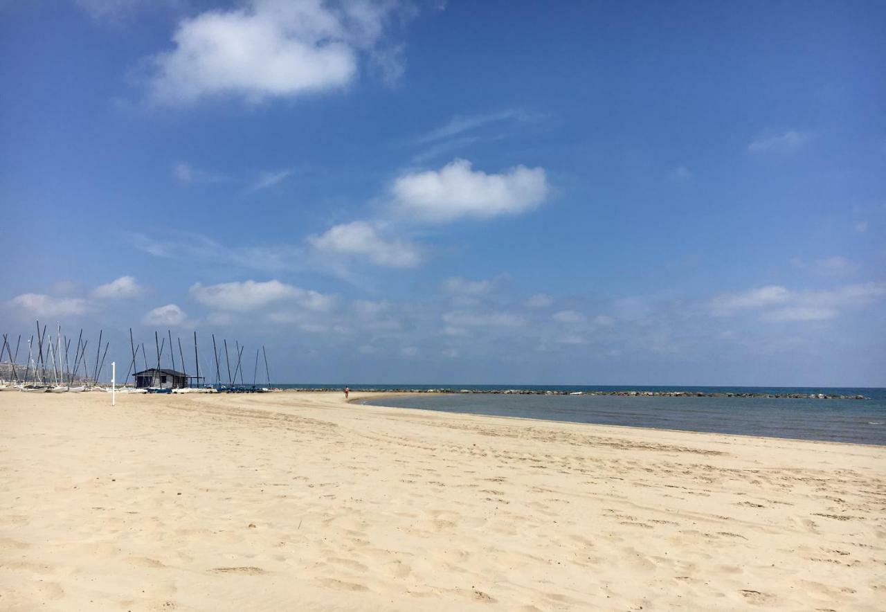 Apartamento Con Vistas เบนิสกัสซิม ภายนอก รูปภาพ